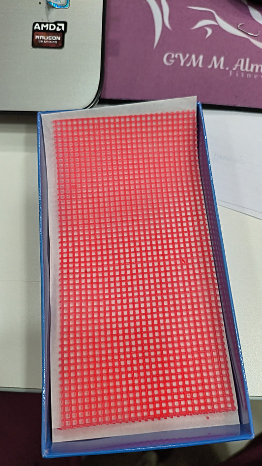 Cast mesh
